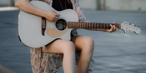 Vibeka Amador Live @ Redhawk