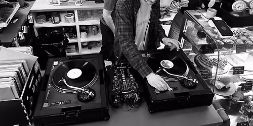 INTERLUDE w\/ DJ Montaj\u00e9