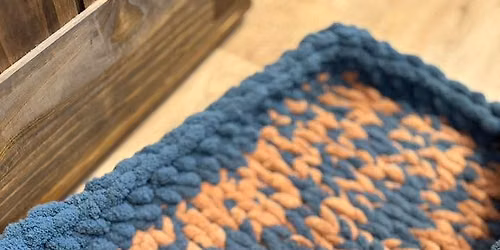 Hand Knit Pet Bed Class