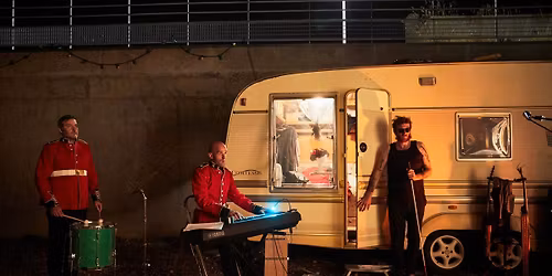 VERO 1ERE, REINE D'ANGLETERRE \/ Compagnie 26 000 couverts