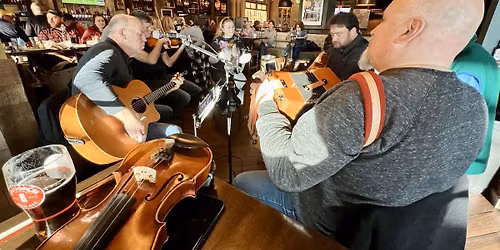 Fado Pub & Kitchen Sunday Session