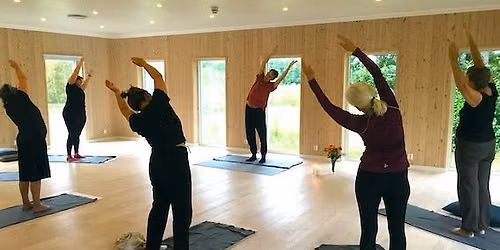 Yoga f\u00f6r hela livet \u2013 Sommarkurs