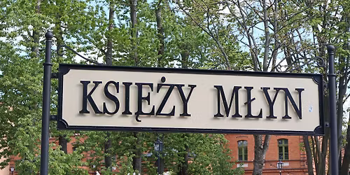 Miko\u0142ajkowy charytatywny spacer po Ksi\u0119\u017cym M\u0142ynie