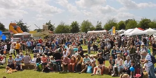 Corfe Mullen Carnival - UK Wearable Crystals
