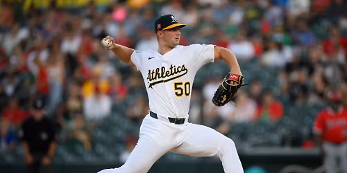 Autograph Signing W\/Jack Perkins