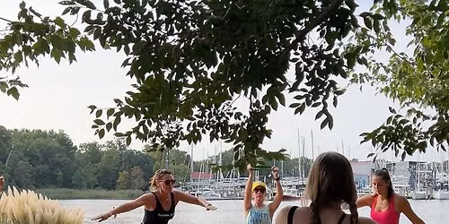 Bounce & Paddle with Becky