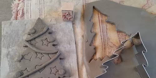 Christmas Decoration Making Day- drop in 