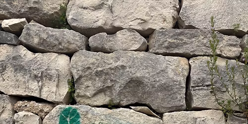 Cammino Ibleo: yoga trek & joy sulla Via Francigena Fabaria