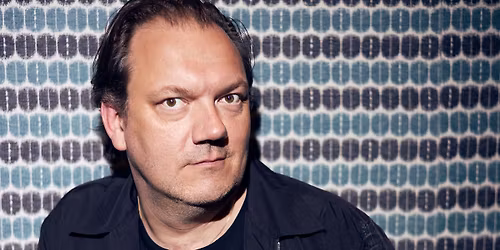  Charly H\u00fcbner liest\u2026