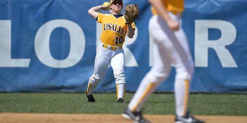 Parking Villanova Wildcats at La Salle Explorers Womens Basketball
