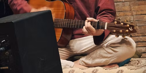 Kirtan with Matthew Andrews