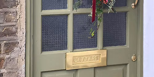 Festive Christmas door swag workshop