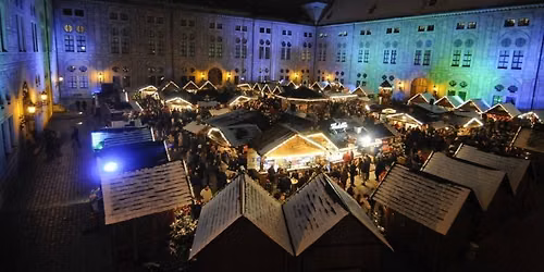 Weihnachtsdorf im Kaiserhof der Residenz 2026