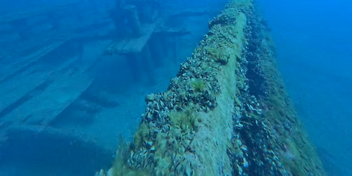 Scuba class: Wreck Diving. SSI instructor Chris Hollis
