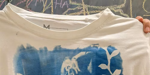Zieh Cyano an! - Cyanotype Workshop on Textiles