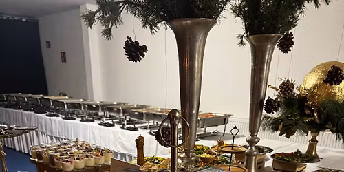Gala Buffet zur \u201eGina del Amore\u201c Christmas Show