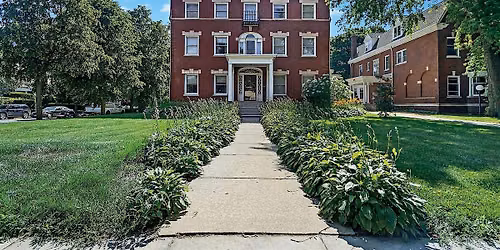 \ufe0f Historic Kenwood \u2014 Mansions, Megastars & Hidden Gems! \u200d