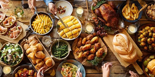 Thanksgiving Feast for 10 People at Home
