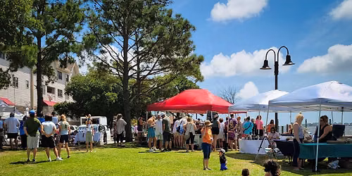 Downtown Market at the Manteo Waterfront