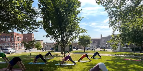 Community Yoga in Central Park