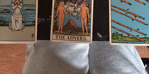 Tarot Card Readings \ud83c\udf31