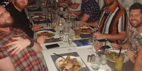 DINNING WITH DESTYNEE @BILLIE'S