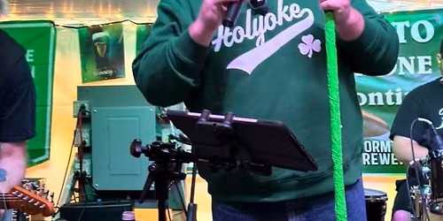 Gav live in concert\u2026..sort of