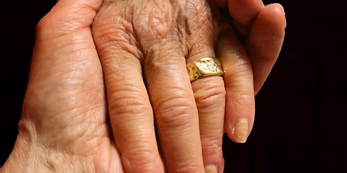 SETK\u00c1N\u00cd PE\u010cUJ\u00cdC\u00cdCH U K\u00c1VY A \u010cAJE