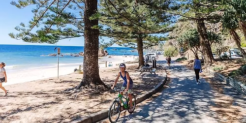 Flynns Beach Clean Up