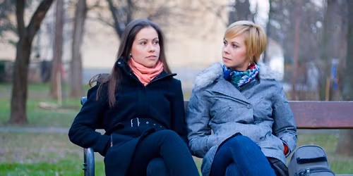 \u00c9g \u00e9s f\u00f6ld k\u00f6z\u00f6tt: elbesz\u00e9l\u00e9sek a csillagok alatt \u2013 Seleljo Erzs\u00e9bet \u00e9s Seleljo Ir\u00e9n estje