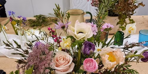 Learn the Art of the Hand-Tied Bouquet
