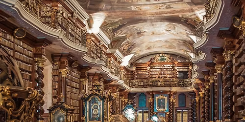 Astrologitr\u00e4ffar med Josefin