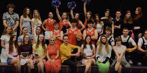 Maturitn\u00ed ples 4. A Gymn\u00e1zium T\u0159eb\u00ed\u010d