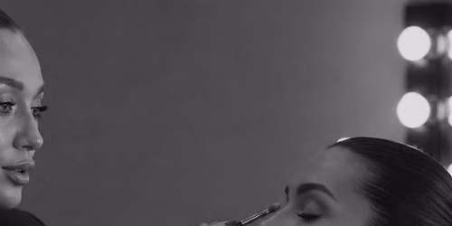 Fall Makeup Look & Learn with Acie