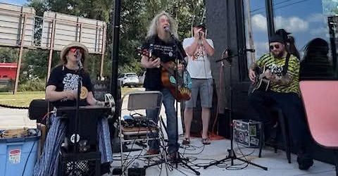 Robert Rolfe Feddersen LIVE at BURN EM BREWING on the PATIO! Sun Oct 11th Noon-3pm CDT 