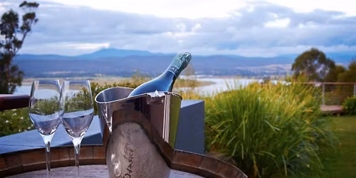 Fabulous Ladies Sparkling Tasmania Tour 2026