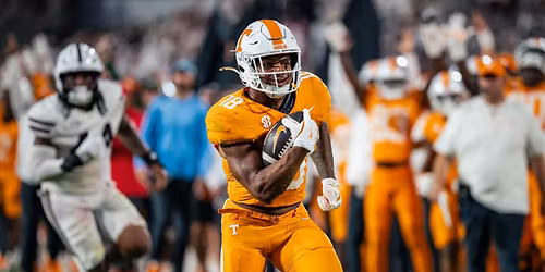 Parking Tennessee Volunteers at Mississippi State Bulldogs Baseball