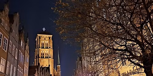 Zwiedzanie wn\u0119trza Gda\u0144skiej Bazyliki Mariackiej