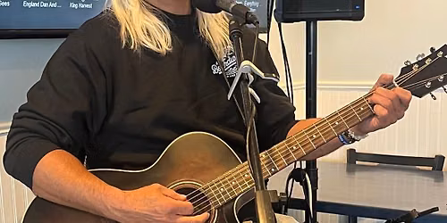 Craig live at Michaels Bistro new venue
