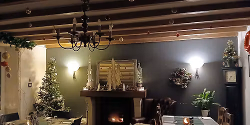 Special New Year,s Day Lunch\/Special Jour De L'an Midi