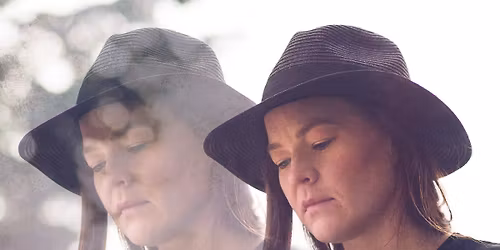 Dina Misund, Intimkonsert p\u00e5 Bergtun Forsamlingshus (V\u00e5gland)