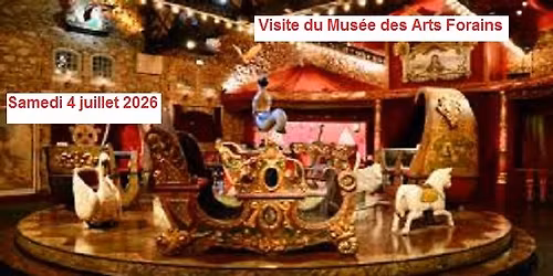 Visite du Mus\u00e9e des Arts Forains en costume de la Belle Epoque
