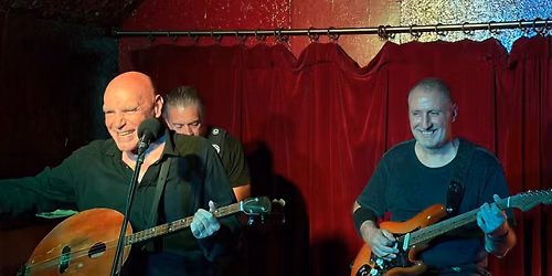 CHANSONS POUR LES \u00caTRES HUMAINS, d\u2019Antoine Tom\u00e9, avec Gilbert Azzam et Andras Mitchell