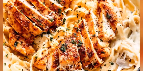 Spaghetti & Chicken Alfredo (members only)