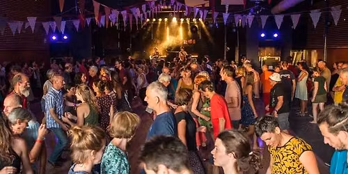 Atelier de danses au Quai22 (Namur) avec Fred Deschouwers et d'autres