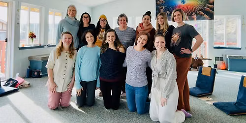 Klamath Falls Free Monthly Women's Circle\/Mini-Workshop