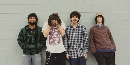 WALKING BLUE \/ MANOR GATES \/ SUSANBARELYBREATHING \/ ARIZONA THE STATE \/ HIDE BEHIND @ SUGAR MAPLE