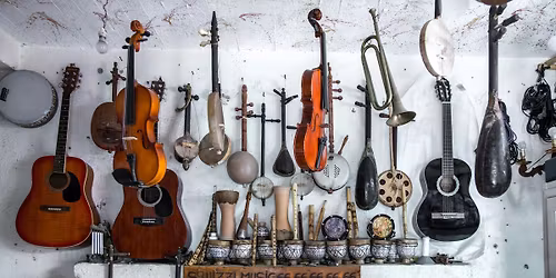 Folk Club Singaround