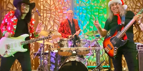 Holiday Happy at BUBBLES!