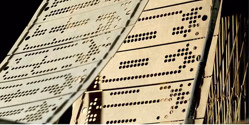 Digital Transformation of Social Theory